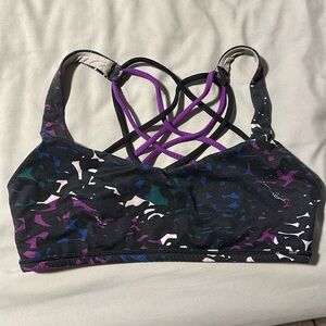 Free to be wild light support a/b cup size 6